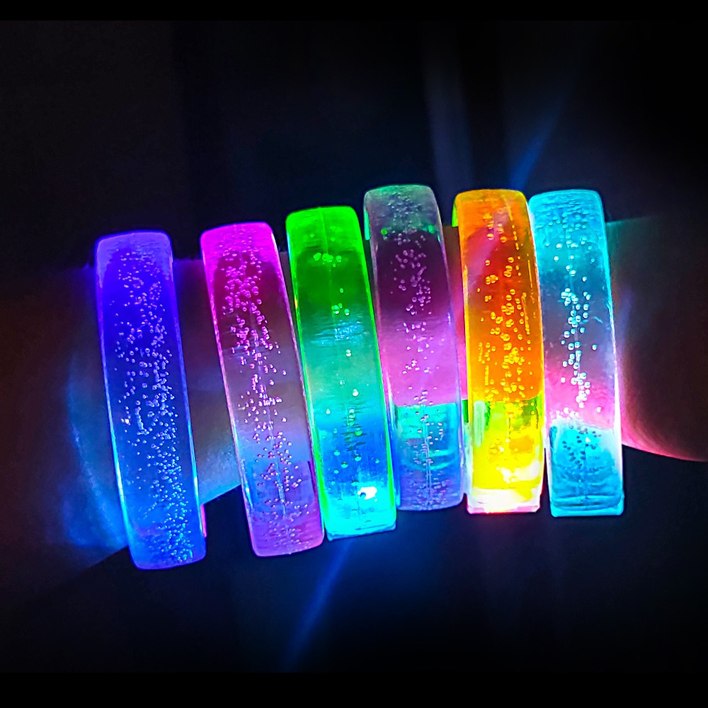 5/8/10pcs LED Glow Bangle Brac - Glow In The Dark Party Glasses 评论和价格