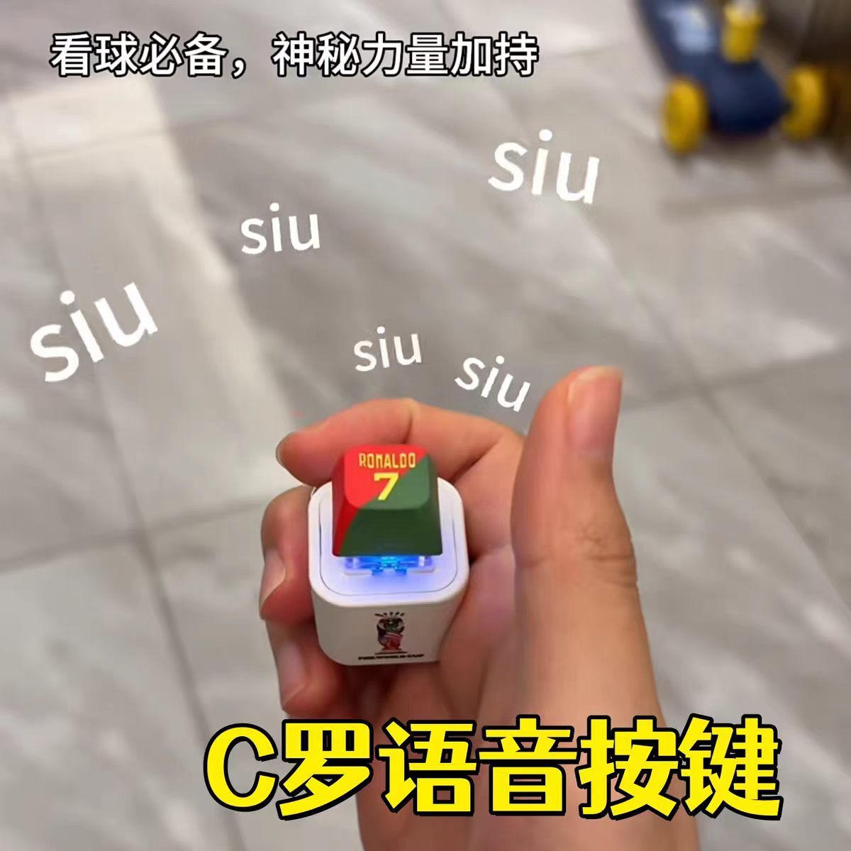 Haaland soccer-themed keychain - Prank Toys 评论和价格